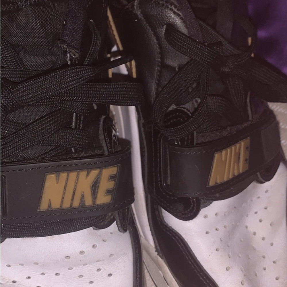Nike Black and White Shoes with Gold Details - Picture 2 of 3